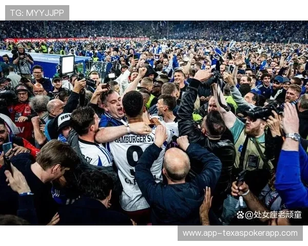 德甲球迷回归看台,主场氛围助推联赛激情 德甲球迷回归看台,主场氛围助推联赛激情